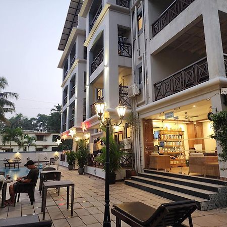 Coastal Suites Apart Hotel ---- 8 Minutes Walk To Beach Benaulim Exteriör bild