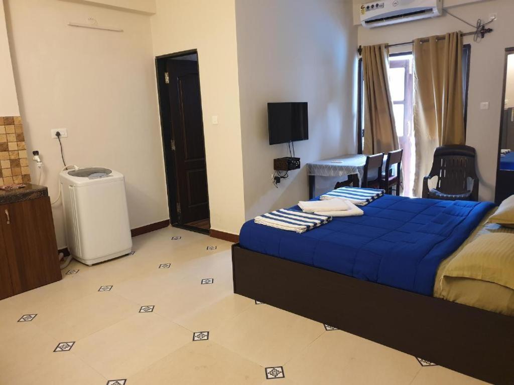Coastal Suites Apart Hotel ---- 8 Minutes Walk To Beach Benaulim Exteriör bild