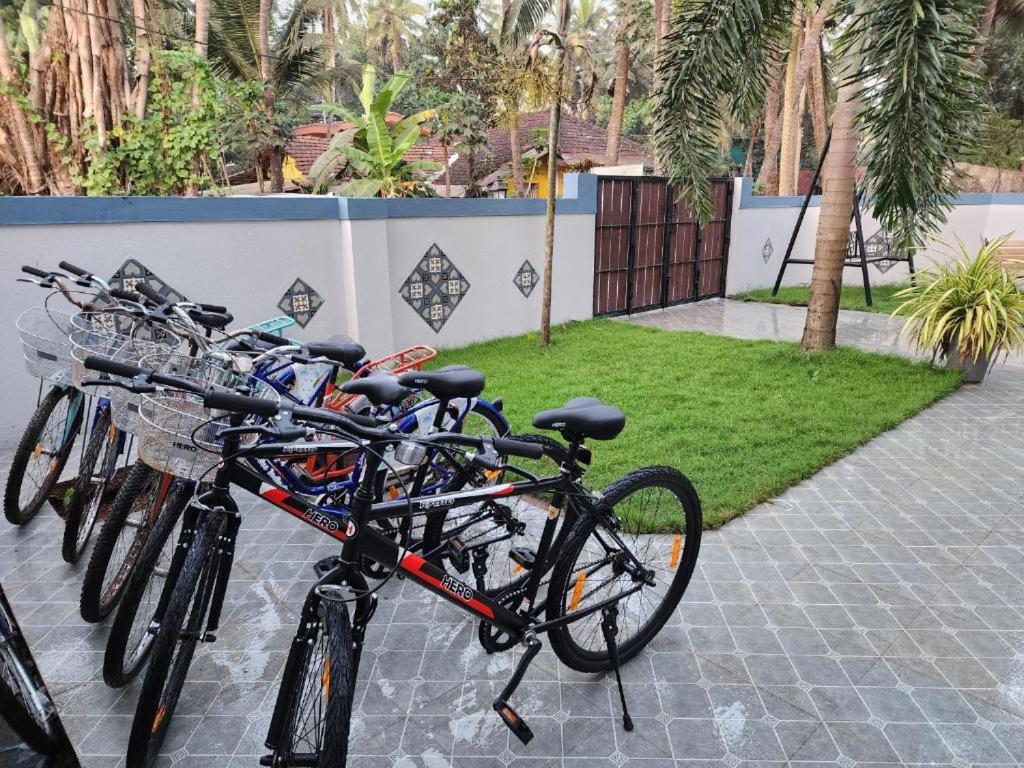 Coastal Suites Apart Hotel ---- 8 Minutes Walk To Beach Benaulim Exteriör bild