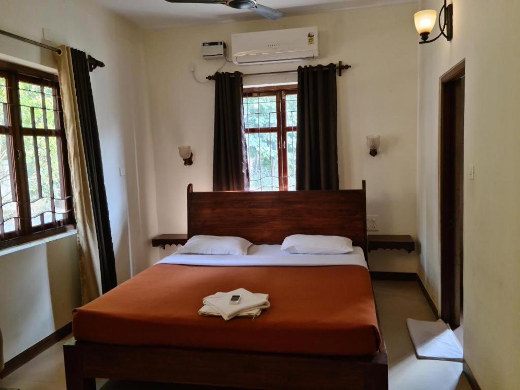 Coastal Suites Apart Hotel ---- 8 Minutes Walk To Beach Benaulim Exteriör bild